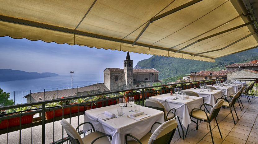 Terrazza Hotel Gallo Tignale Lago di Garda